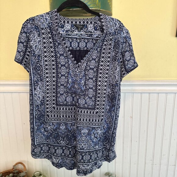 Lucky Brand Large Womens Short Sleeve Blue Shirt Blouse Patterned Print Bohemian - Picture 1 of 5